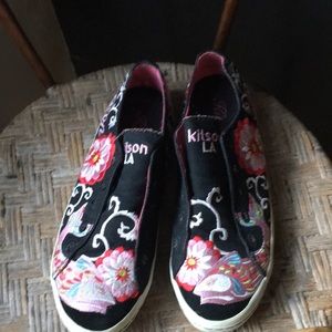 Lá Kitson slip on sneakee